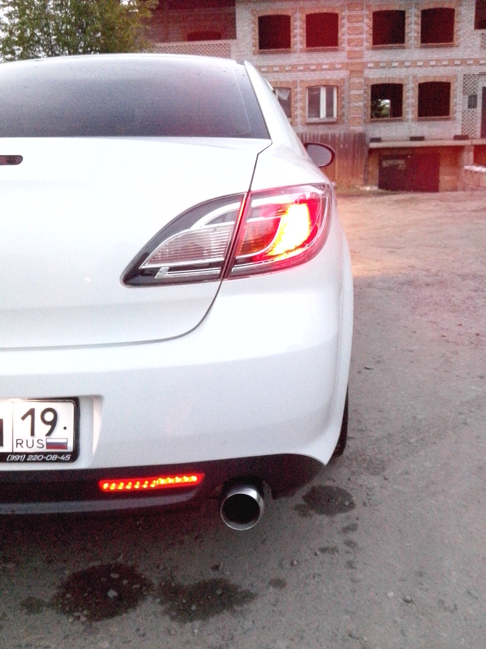 Диодные лампочки в задние фонари — Mazda 6 (2G) GH, 2 л, 2010 года ...