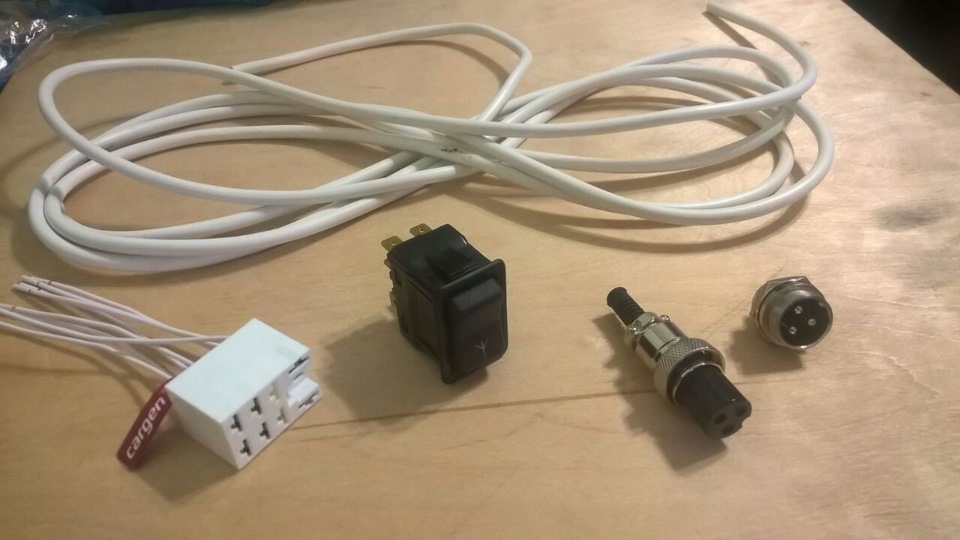 Перенос пульта управления лебедкой. — Lada 4x4 3D, 1,7 л, 2008 года ...