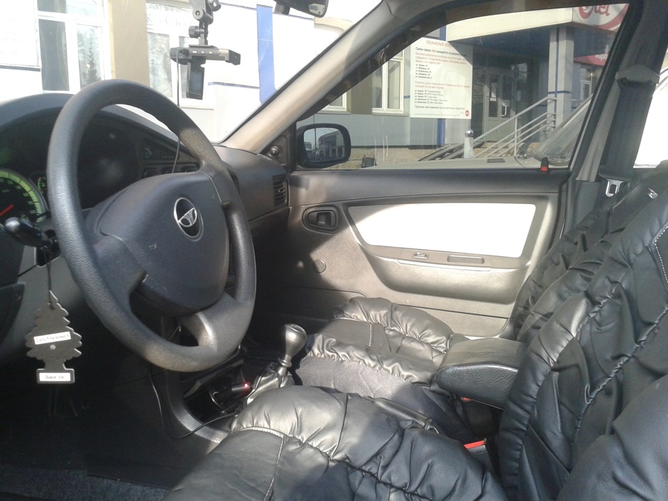 кожаные чехлы и подлокотник — Daewoo Nexia (N150), 1,5 л, 2010 года ...