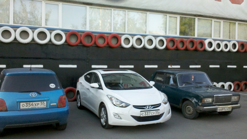 гранаты на hyundai avante 2011