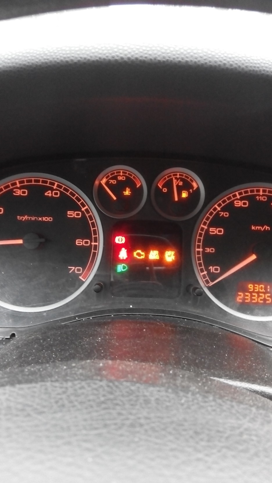 Причина поиска подрулевого переключателя — Peugeot 307, 1,6 л., 2002 ...