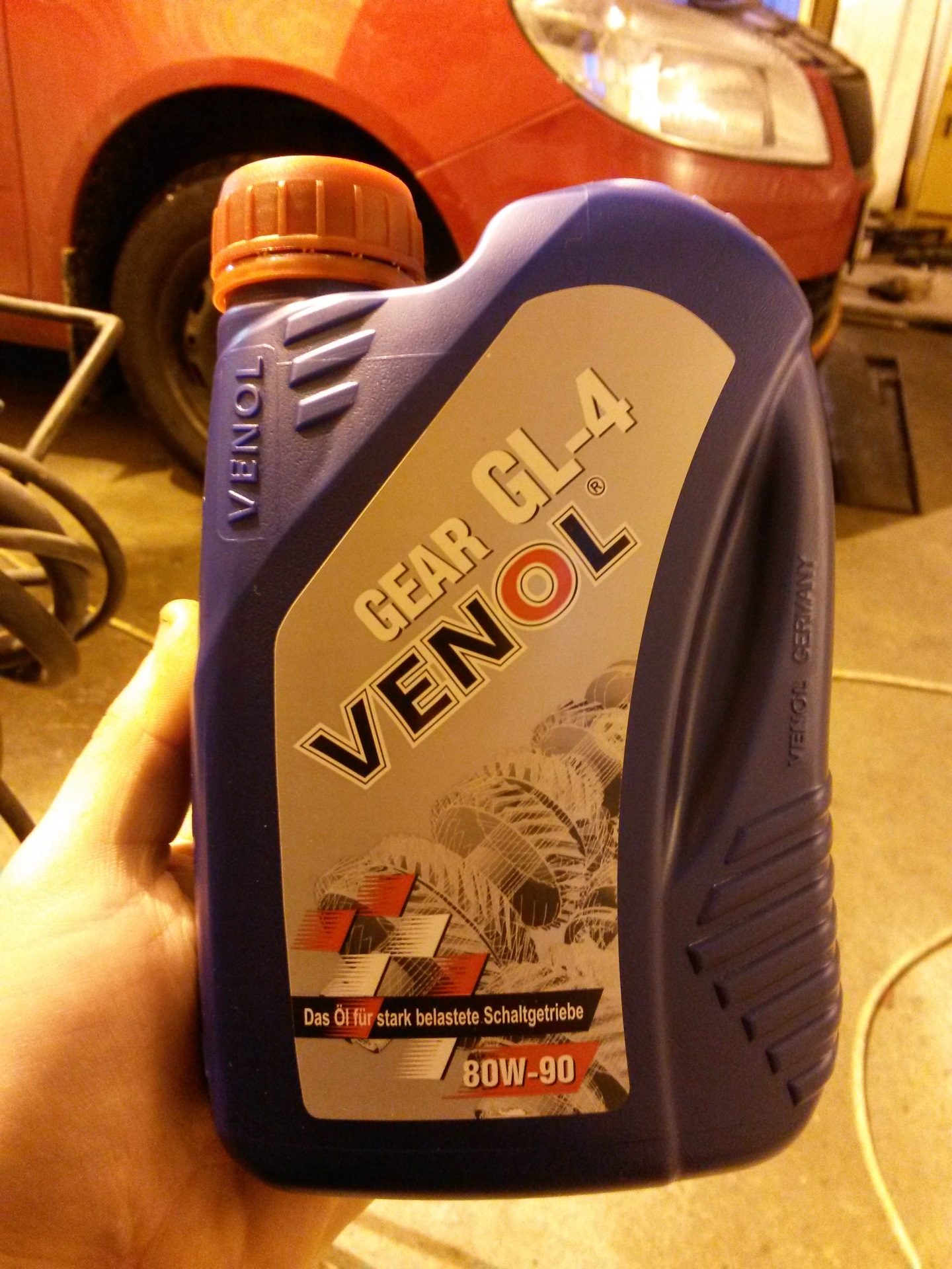 Мослов двигатель москвича. Какое масло залить в двигатель москвича. Масло в коробку передач москвич 2140. Какое масло залить в двигатель москвича. Масло для москвича 412.