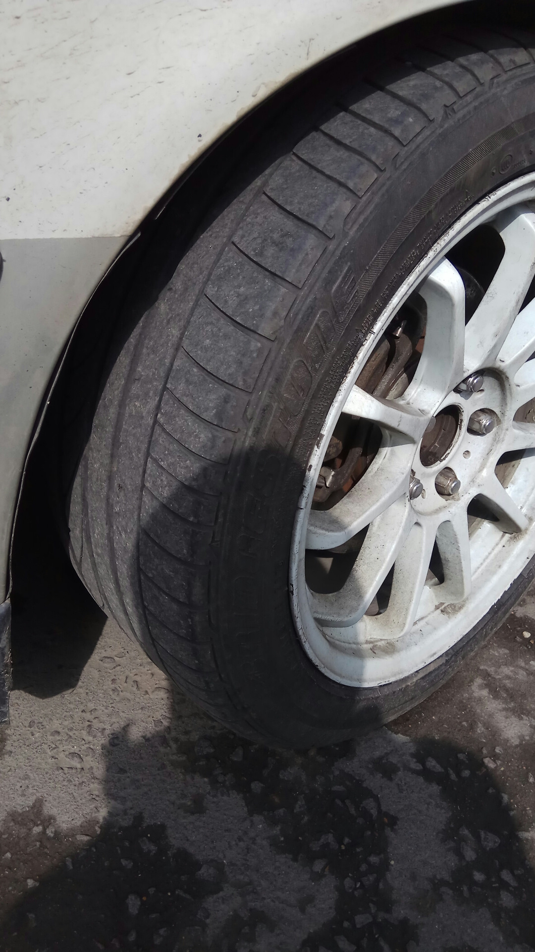 Продам Bridgestone Potenza 245/45/R17 — Toyota Mark II (100), 2,5 л ...