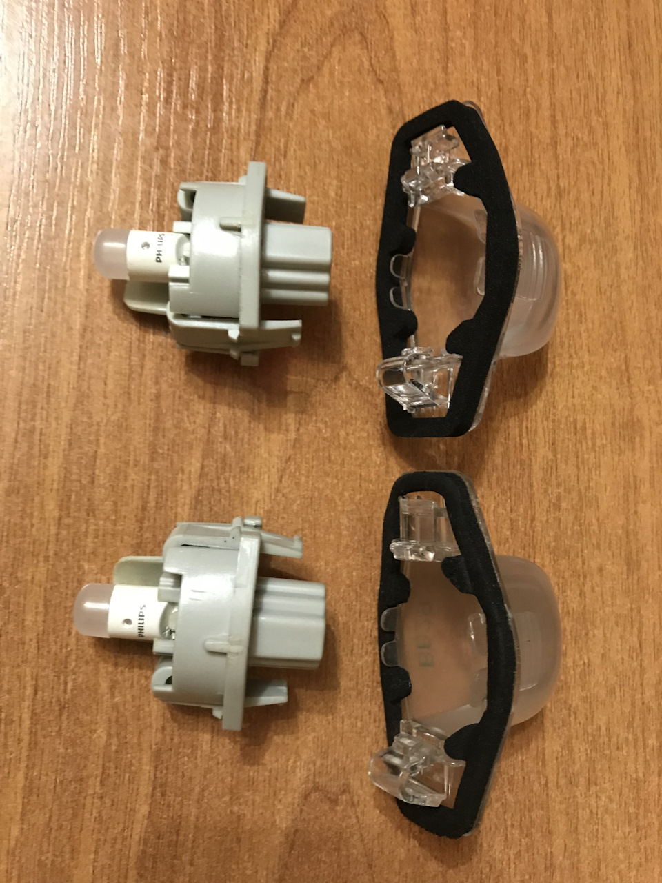 70da2ds 960 замена фонаря подсветки номера