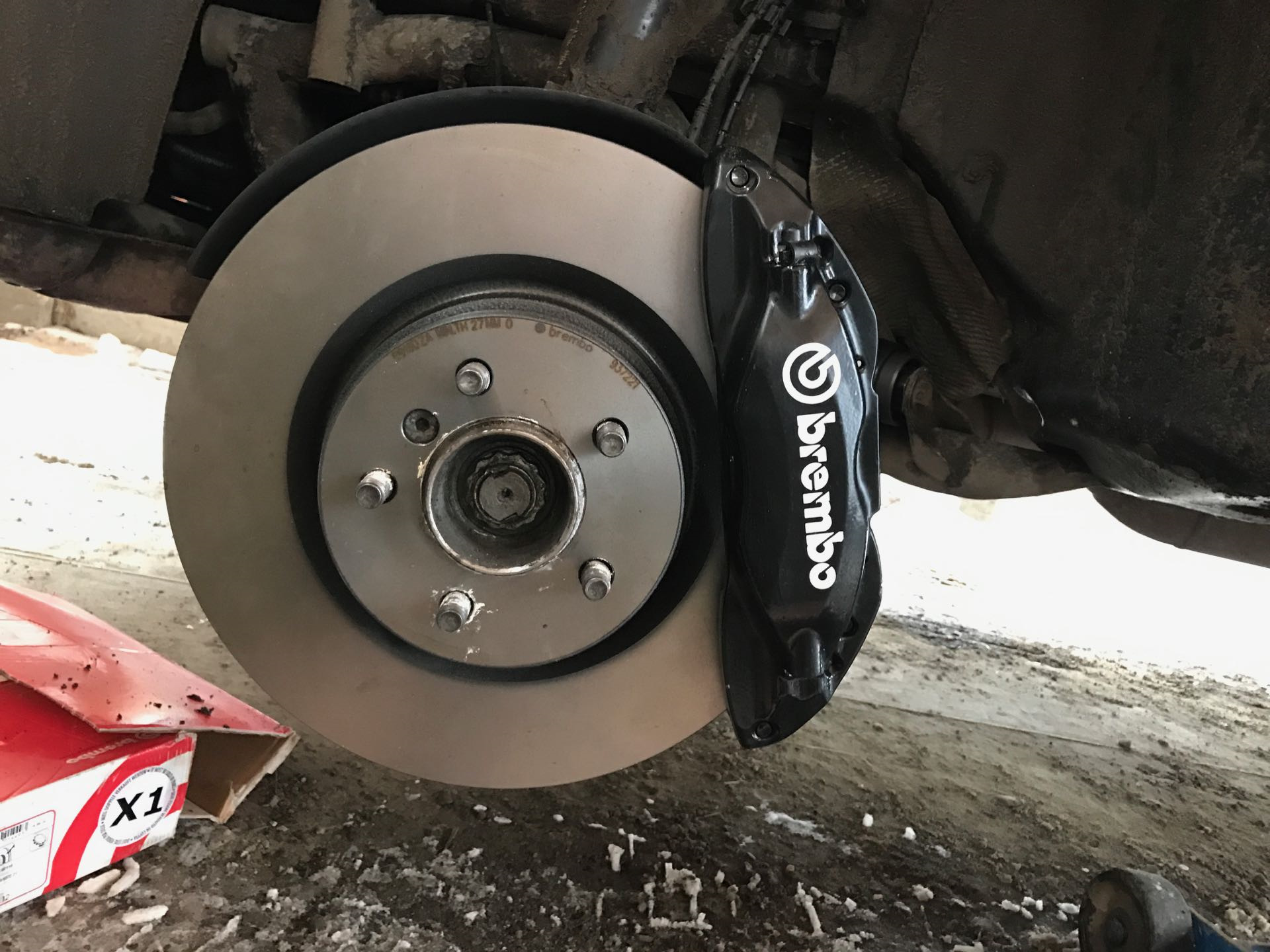 Тормоза range rover. Брембо Рендж Ровер. Тормоза BREMBO range Rover. Тормоза BREMBO range Rover 6. Суппорт тормозной Рендж Ровер Брембо.