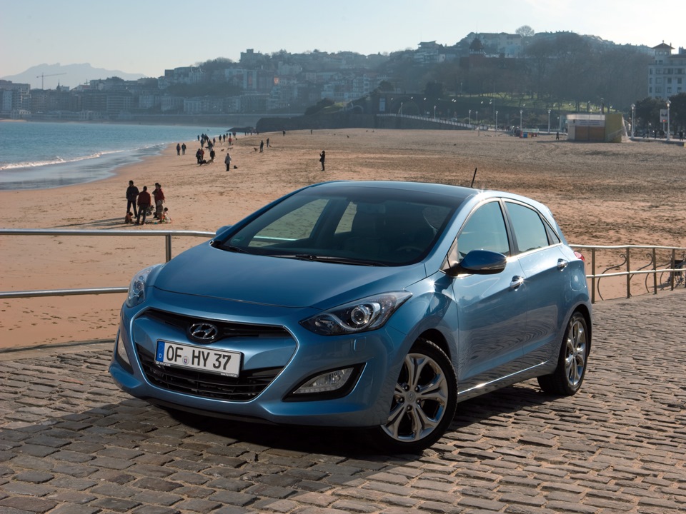 Новый Hyundai i30 хетчбэк 5-дв. (GD) ( Комплектация 1.6 AT (130hp) Vision) - хар
