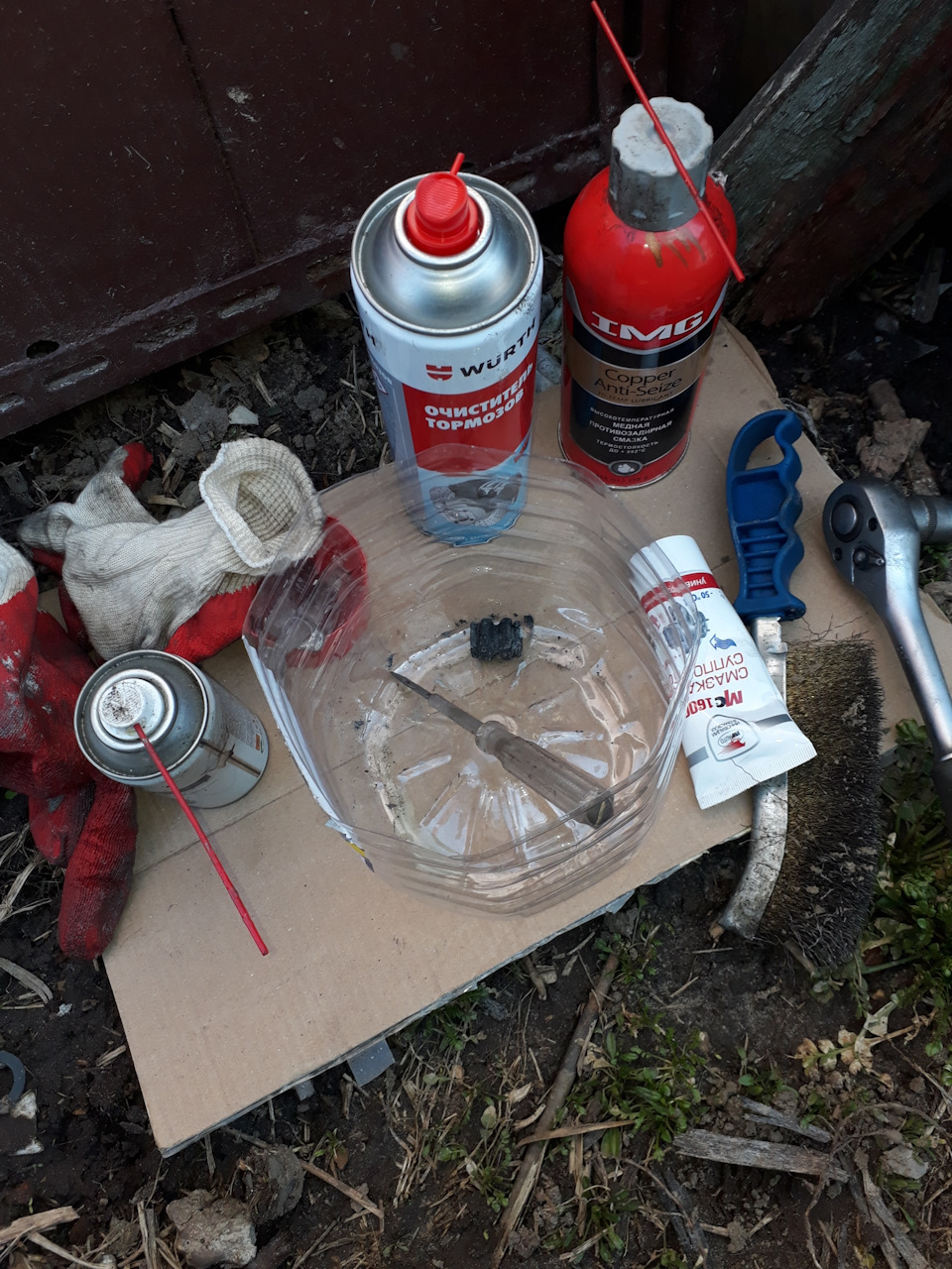 Чистка смазка супортов и смена колес — Mitsubishi Pajero (4G), 3,2 л ...