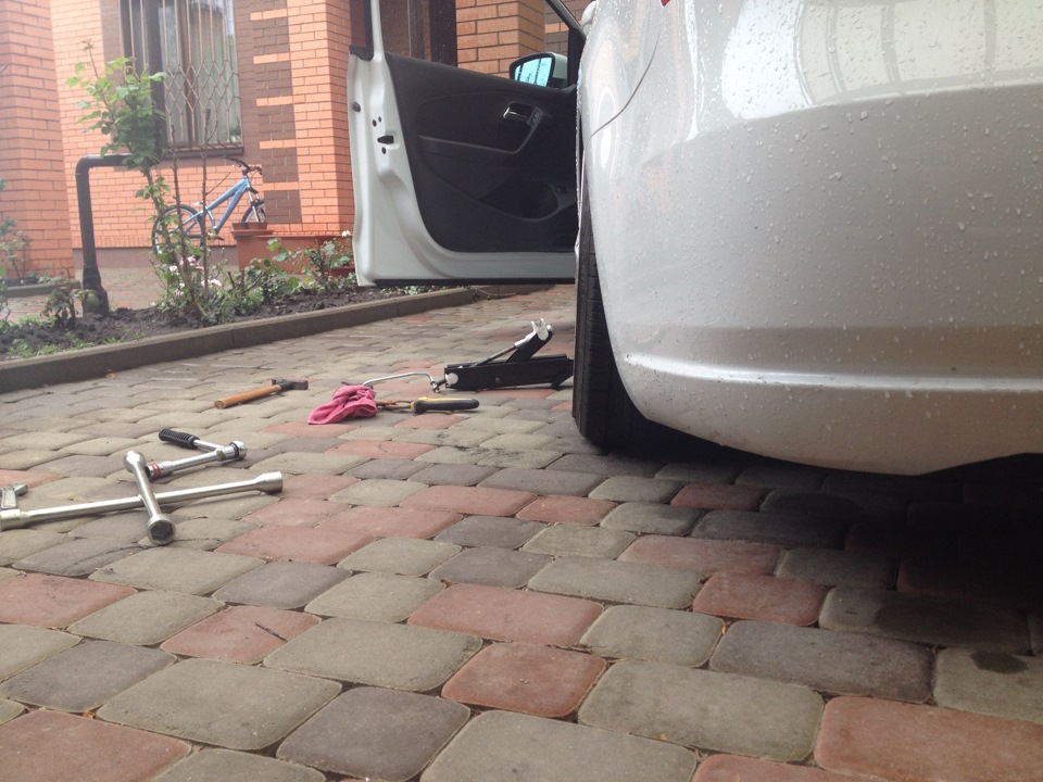 Photo from the logbook Volkswagen Polo Sedan