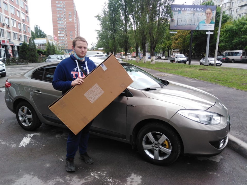 Шумка заводская на капот — Renault Fluence, 1,6 л, 2012 года | запчасти ...