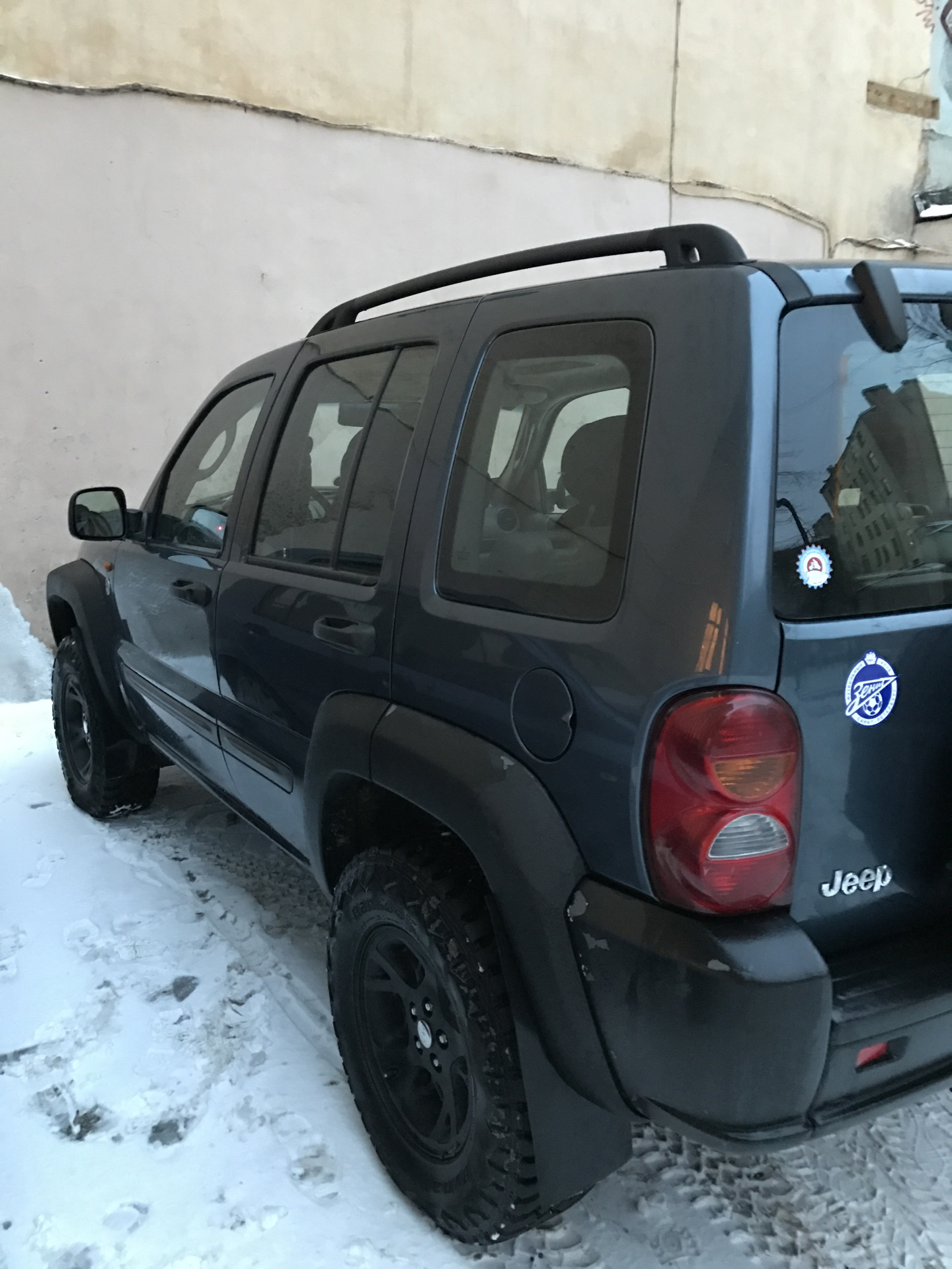 Jeep Cherokee KJ 2002