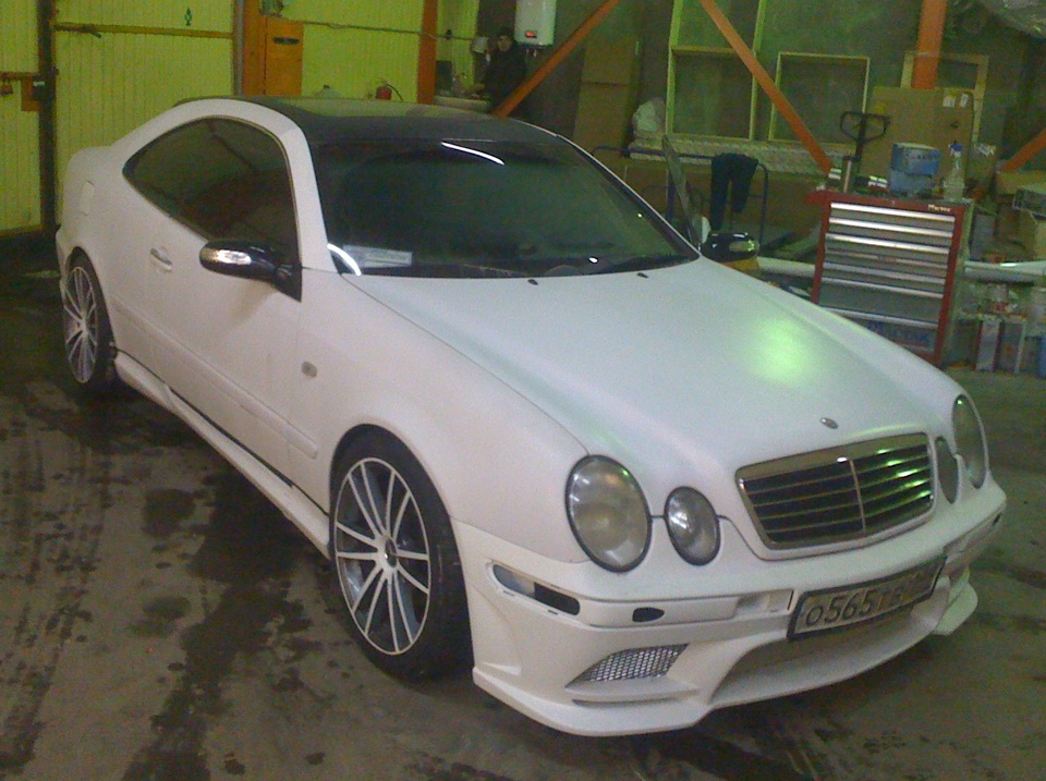 Купить Мерседес Clk W208