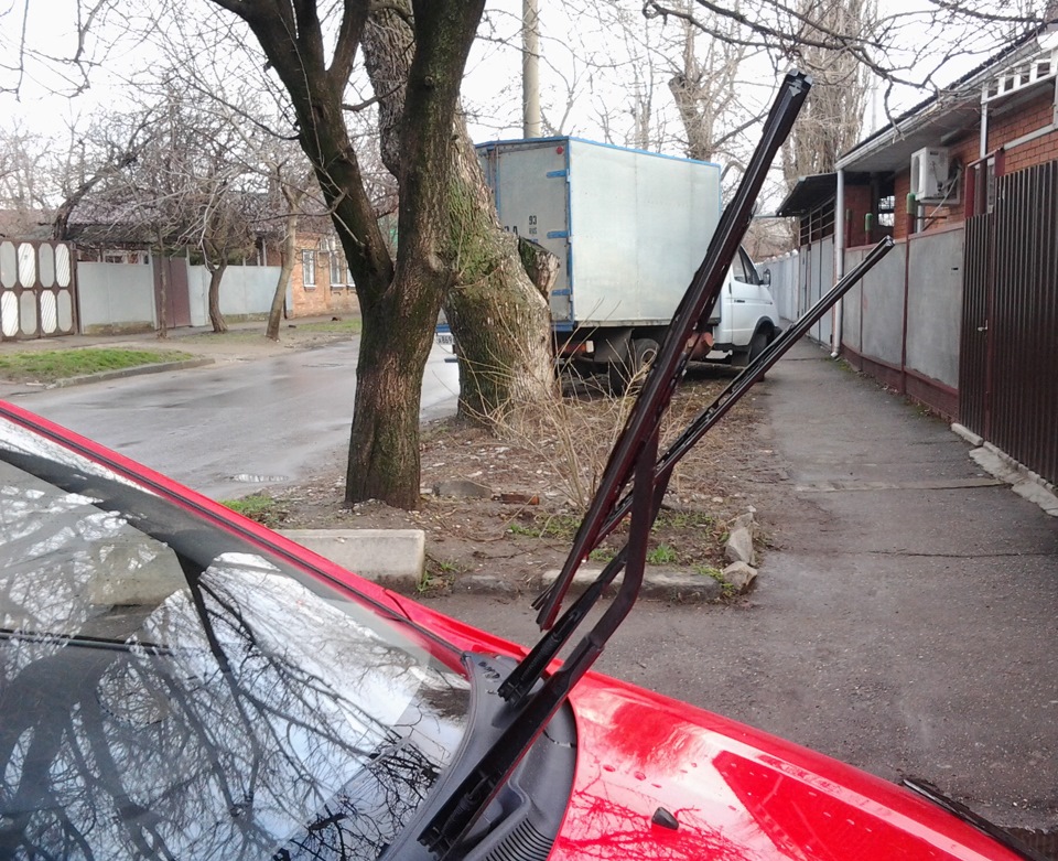 замена дворников — Hyundai Getz, 1,4 л, 2006 года | запчасти | DRIVE2