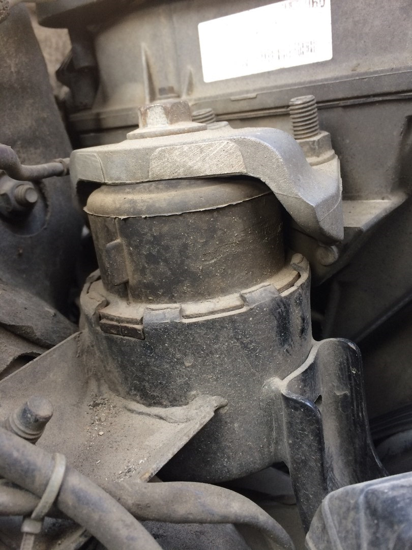 Как определить, что пора менять правую подушку ДВС?) — Mazda 6 (1G) GG ...