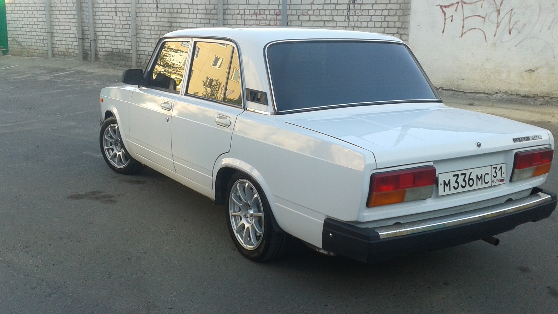 Lada 2107 1.6 бензиновый 2009 | на DRIVE2