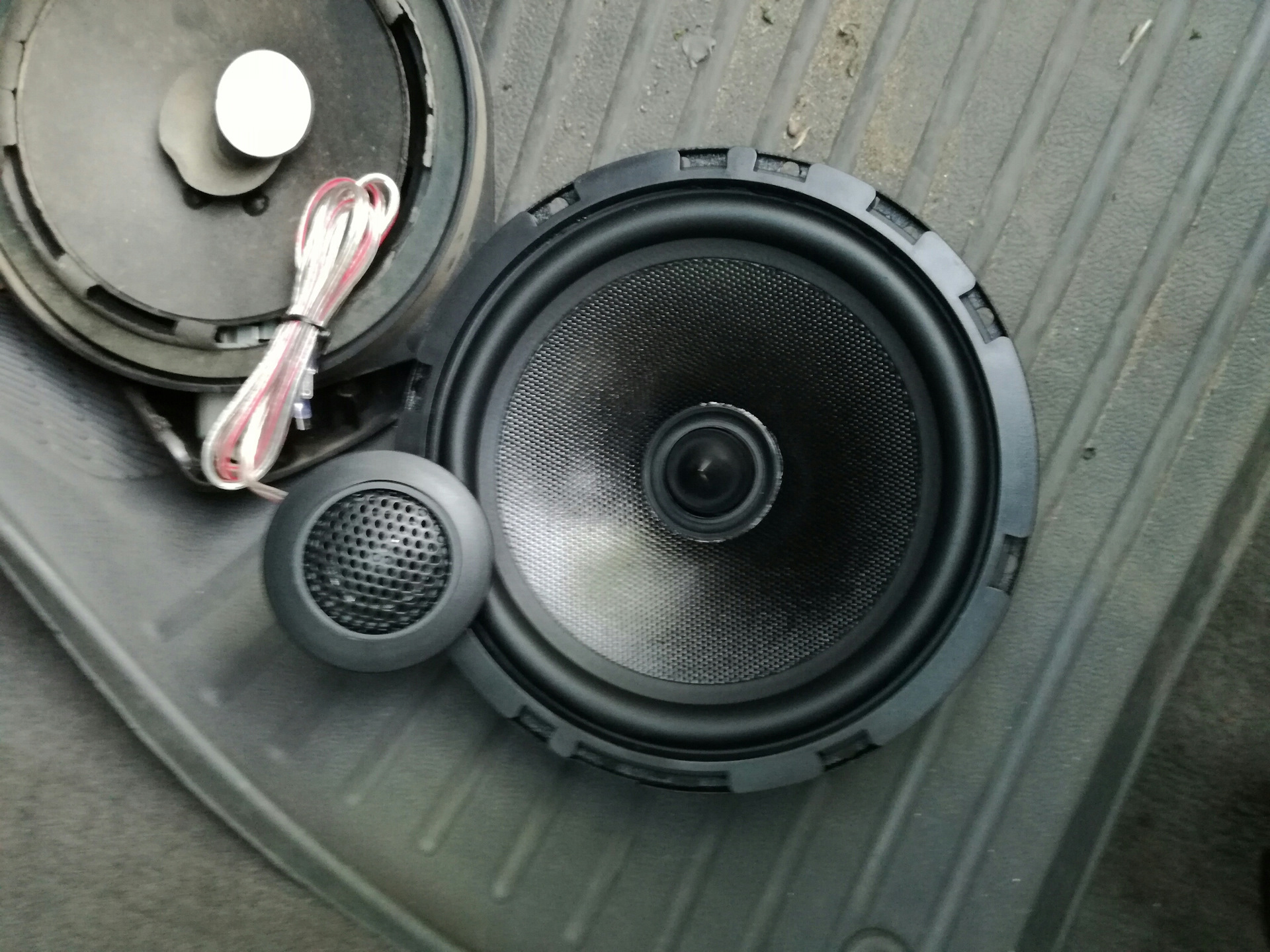 16 динамики в субару форестер. субару акустика. акустика subaru legacy 2011. динамики для субару форестер 2019 sk. акустика в субару форестер sg5.