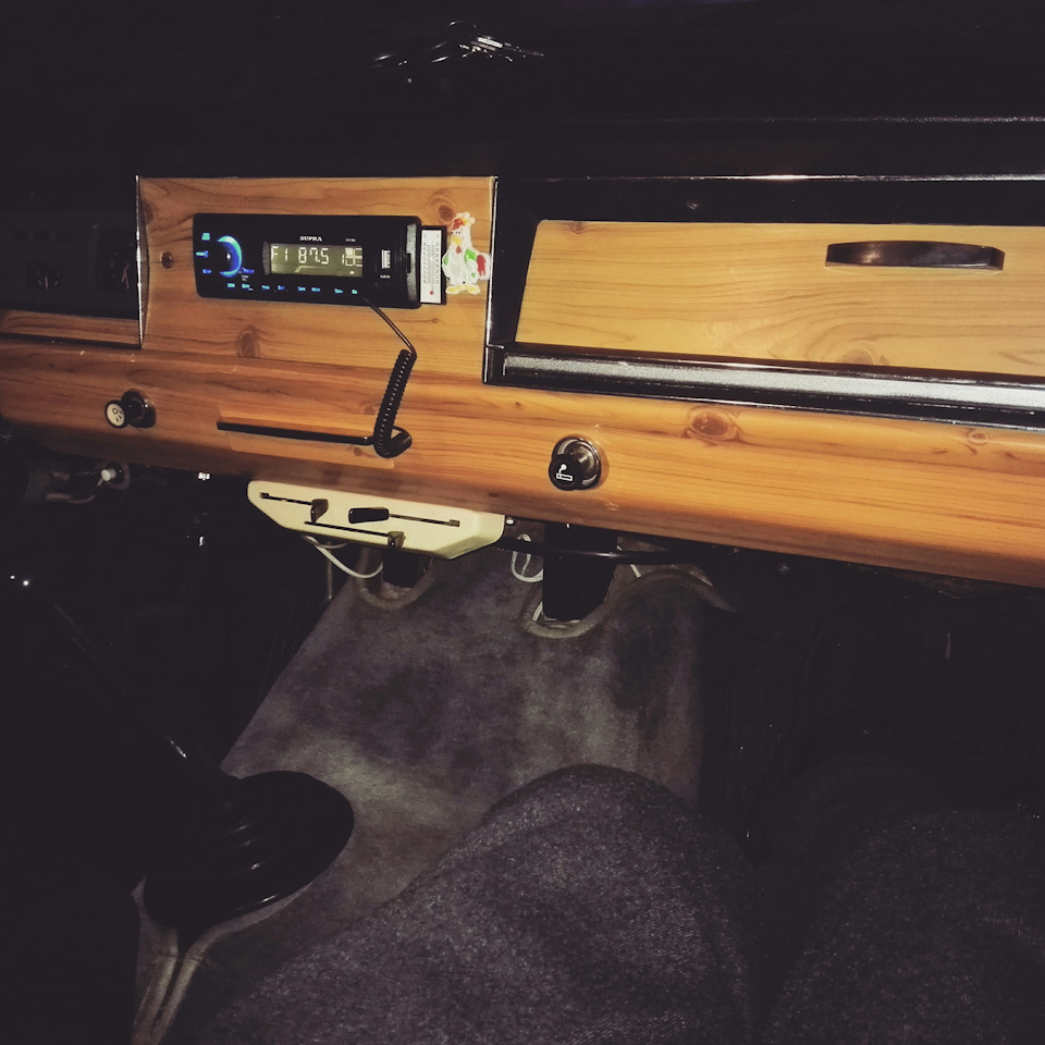 Оклейка торпеды — ГАЗ 24, 2,4 л, 1976 года | просто так | DRIVE2