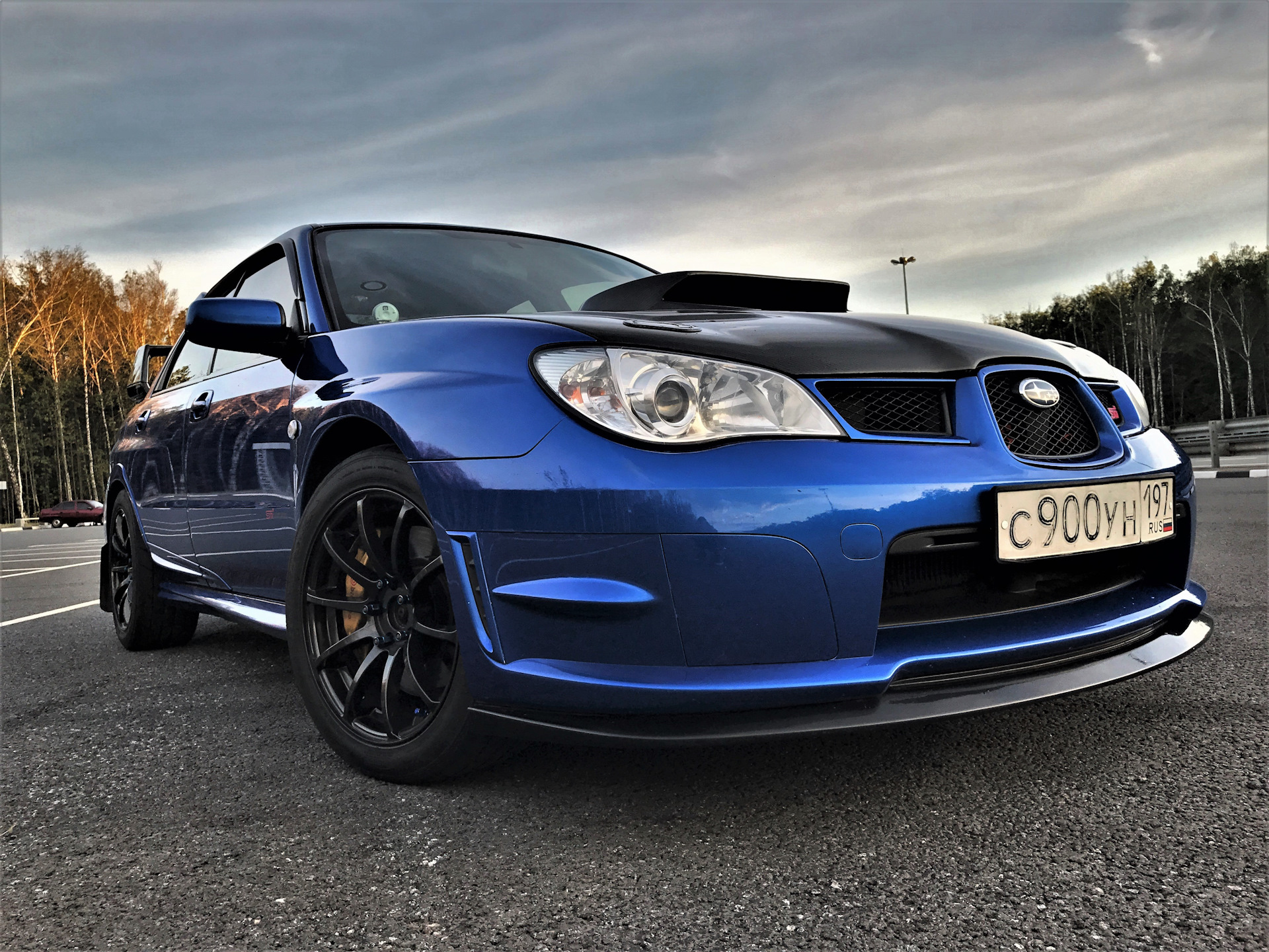 Субару владивосток. Subaru Impreza WRX r17. Subaru Impreza Advan. Subaru WRX Advan rs2. Адван Субару Импреза WRX.