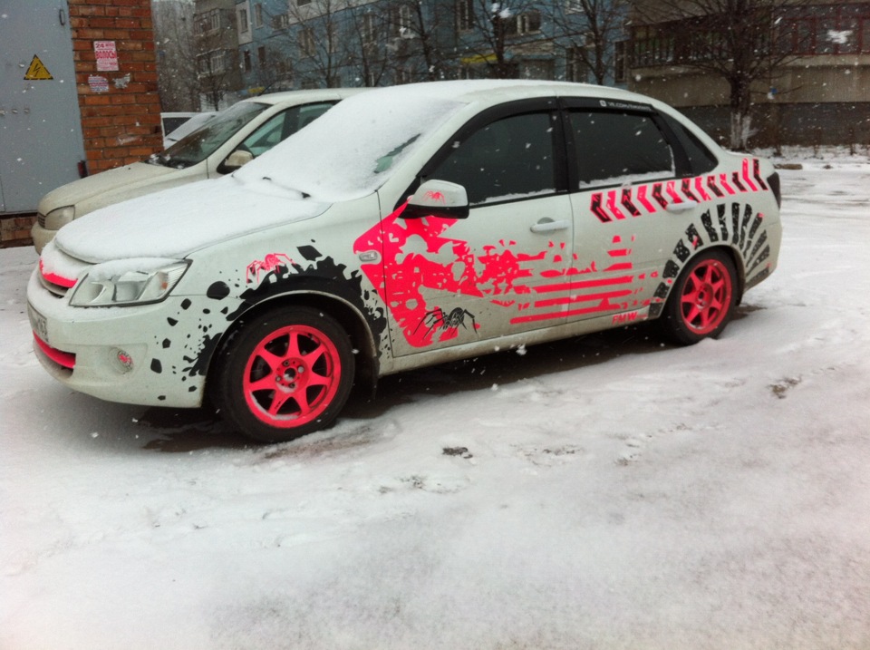 Перед переобувкой. — Lada Гранта (1G), 1,6 л, 2012 года | фотография ...