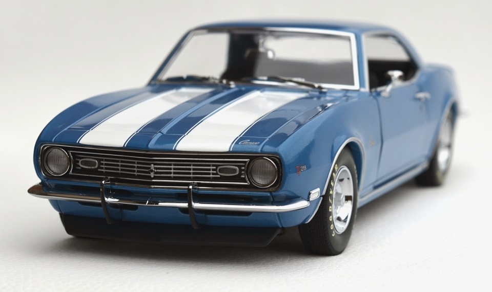 Chevrolet Camaro Z/28 1968 — Lane Exact Detail 1:18