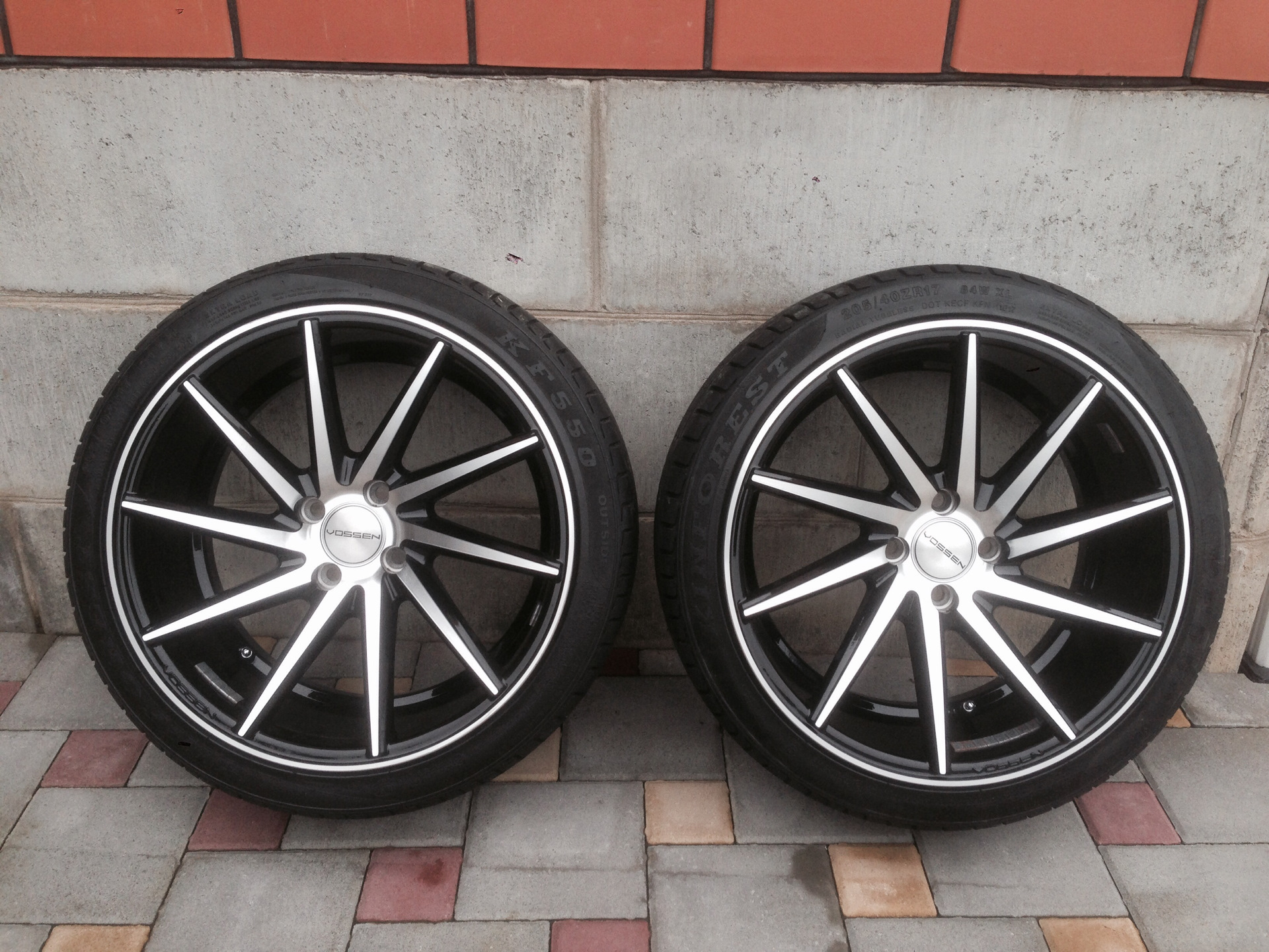 Авито 16. Vossen CVT r16 Гранта. Воссен свт 16. Воссен CVT на гранту. Гранта спорт на дисках r17 Воссен.