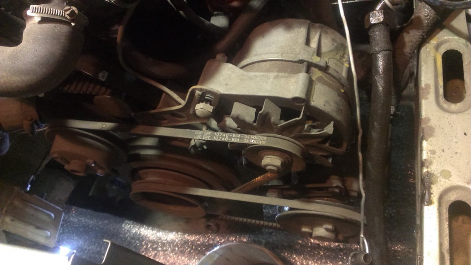 Замена зубчатого ремня ГРМ — BMW 5 series (E28), 2 л, 1982 года ...