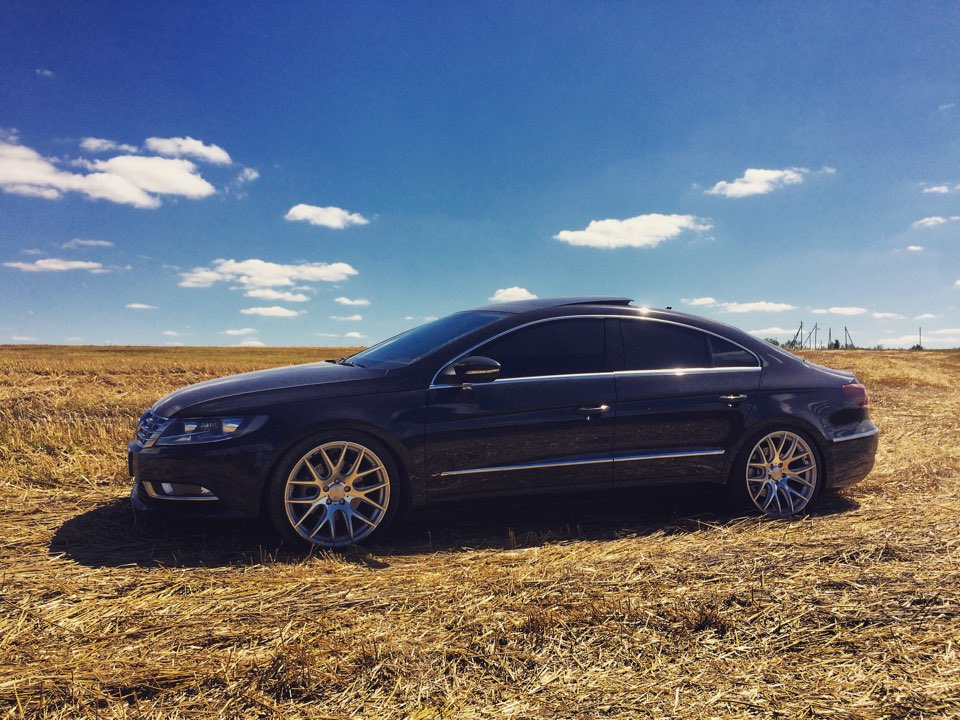 VW Passat cc Black