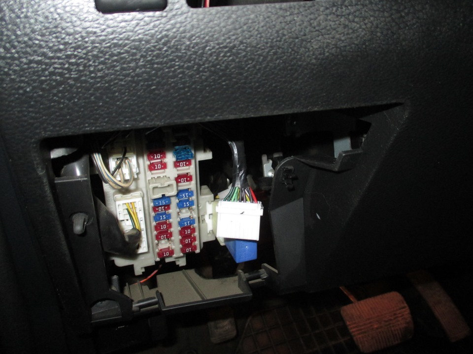 Фоновая подсветка салона и подстаканников — Nissan Teana (J31), 2,3 л ...