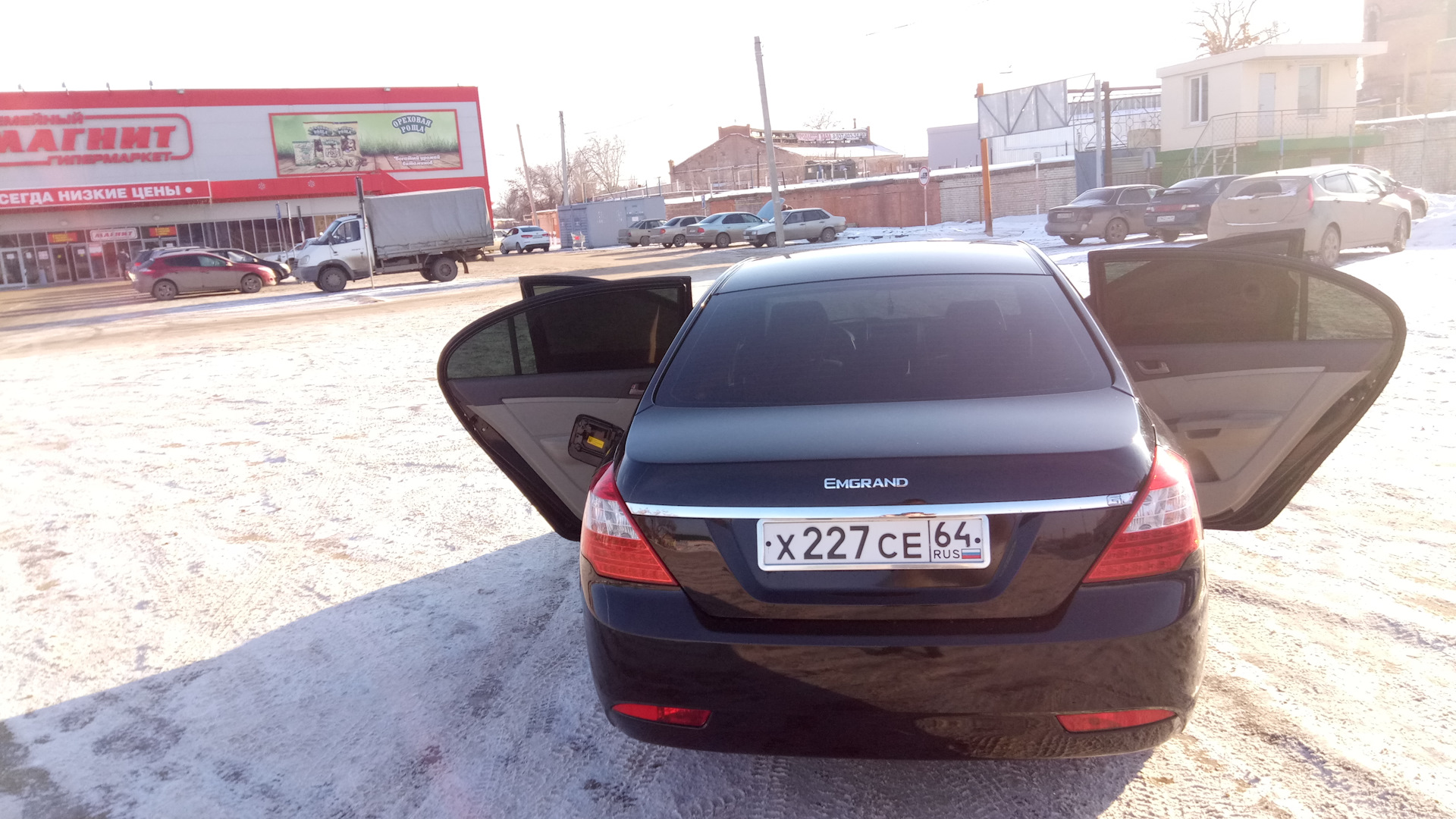 Geely Emgrand ec7 черный под мерс