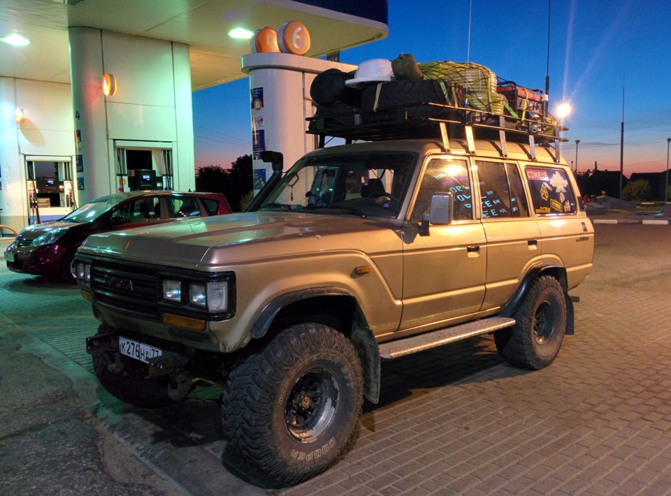 Toyota Land Cruiser 60