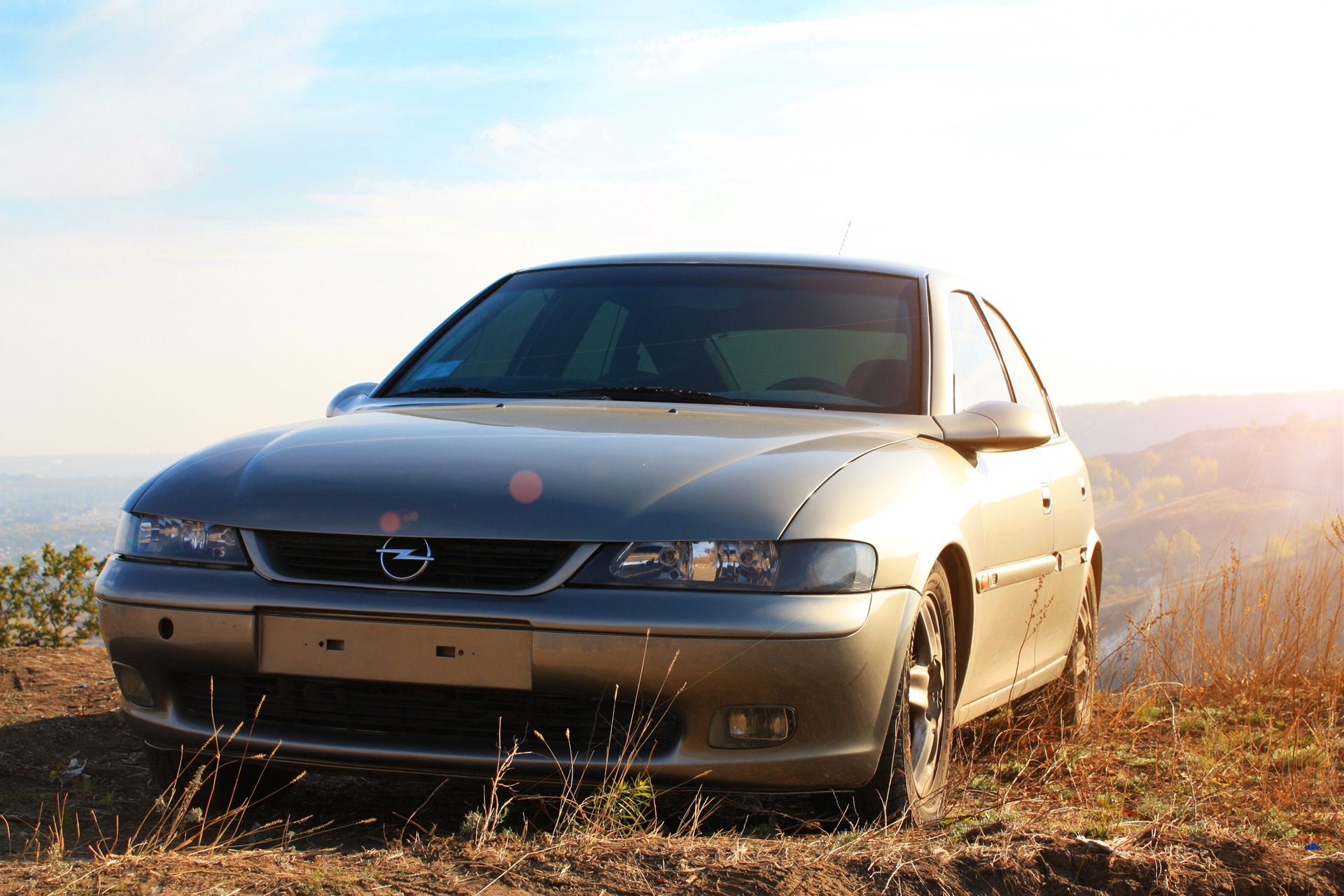 Тонкая грань между добром и злом… — Opel Vectra B, 1,8 л, 1998 года |  наблюдение | DRIVE2