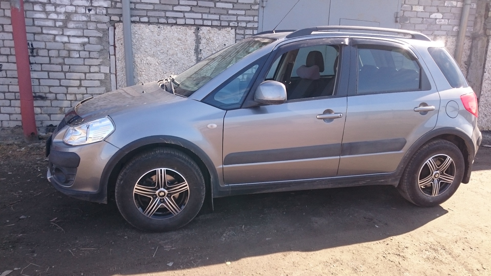 Купить шины на Suzuki SX4