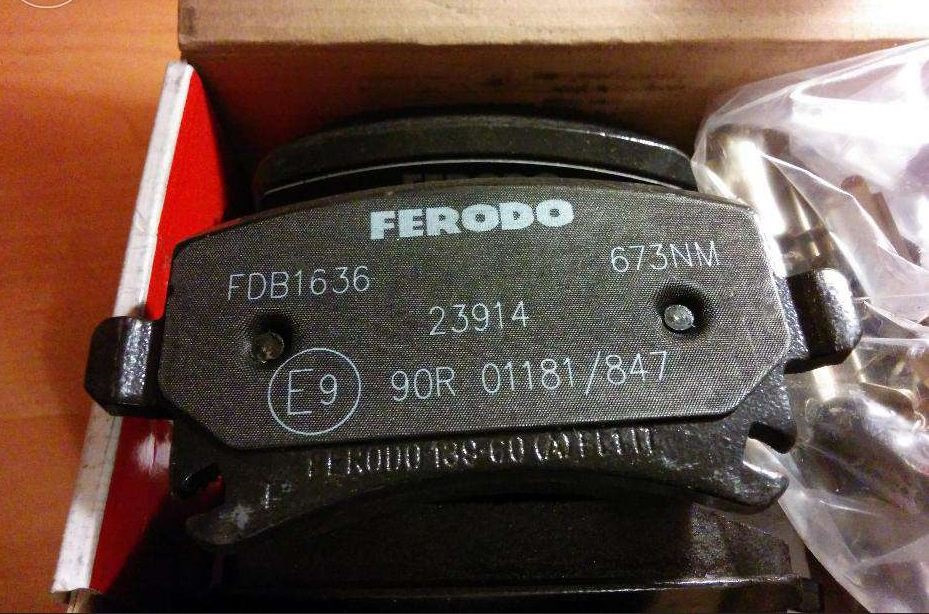 Оригинальные колодки. FERODO fdb1636. Fdb1636 колодки. Задние колодки Фольксваген Кадди. 23914 Вольво.