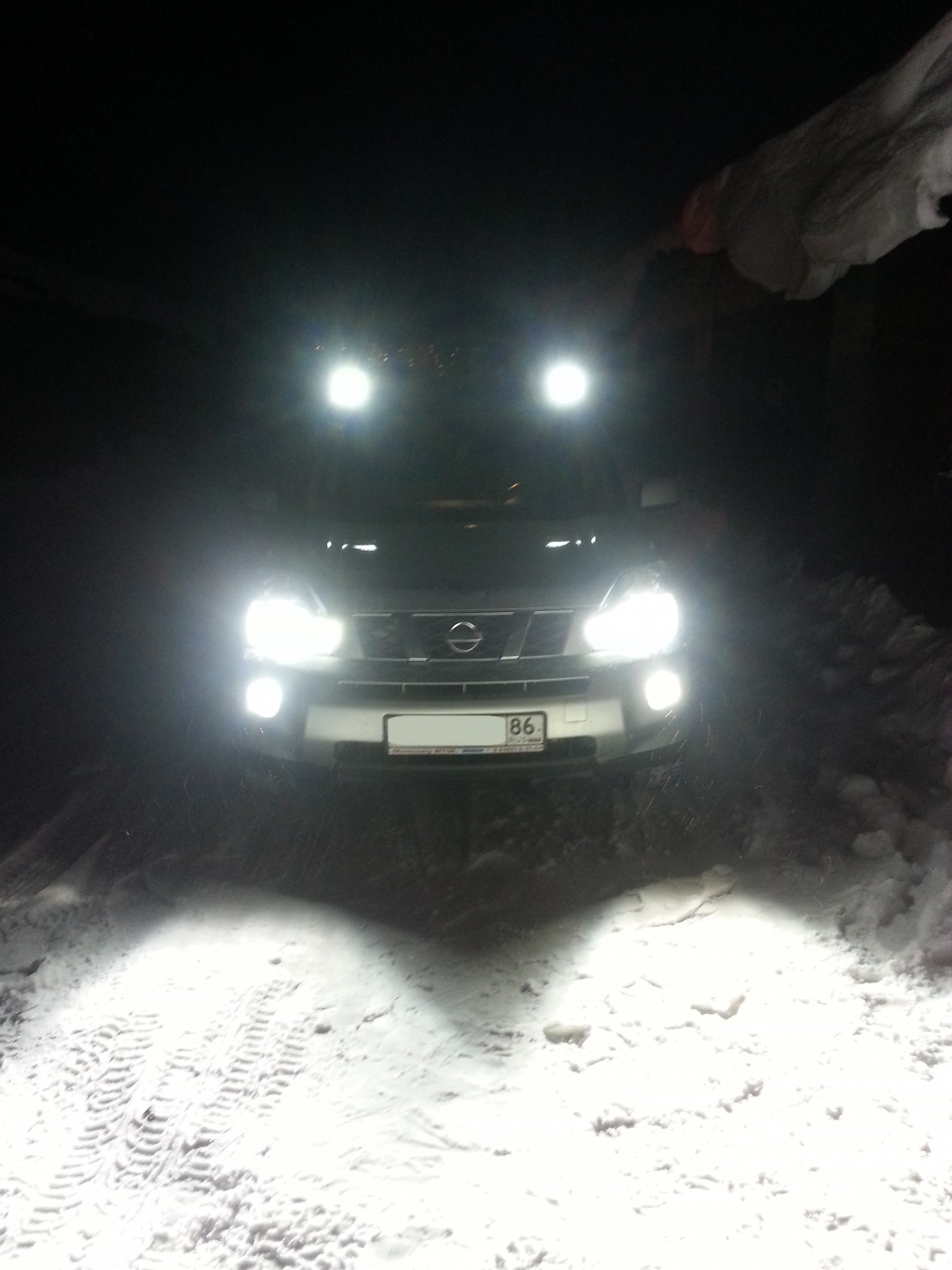 Bi-xenon — Nissan X-Trail II (t31)