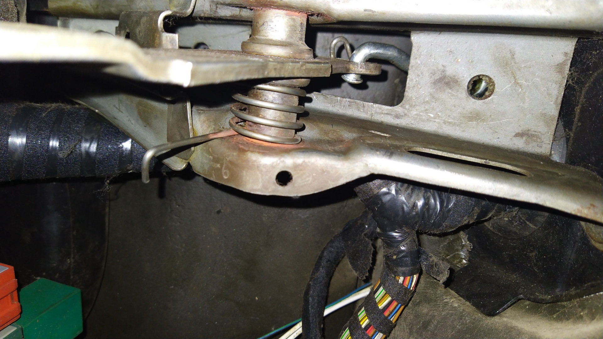 педали сцепления сцепления прадо 120. педаль тормоза уаз патриот. не возвращается педаль сцепления. не возвращается педаль тормоза газ 31105. схема педали сцепления ваз 2108.