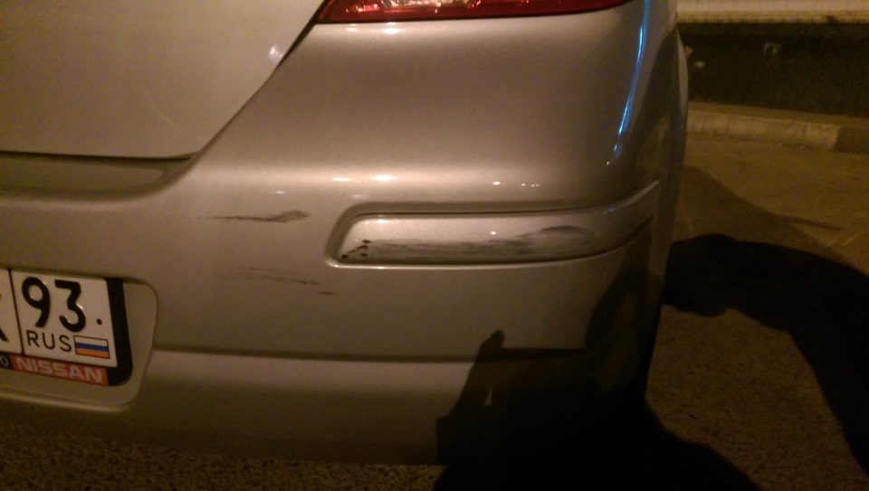 Притерли на парковке — Nissan Tiida (1G), 1,6 л, 2010 года | ДТП | DRIVE2