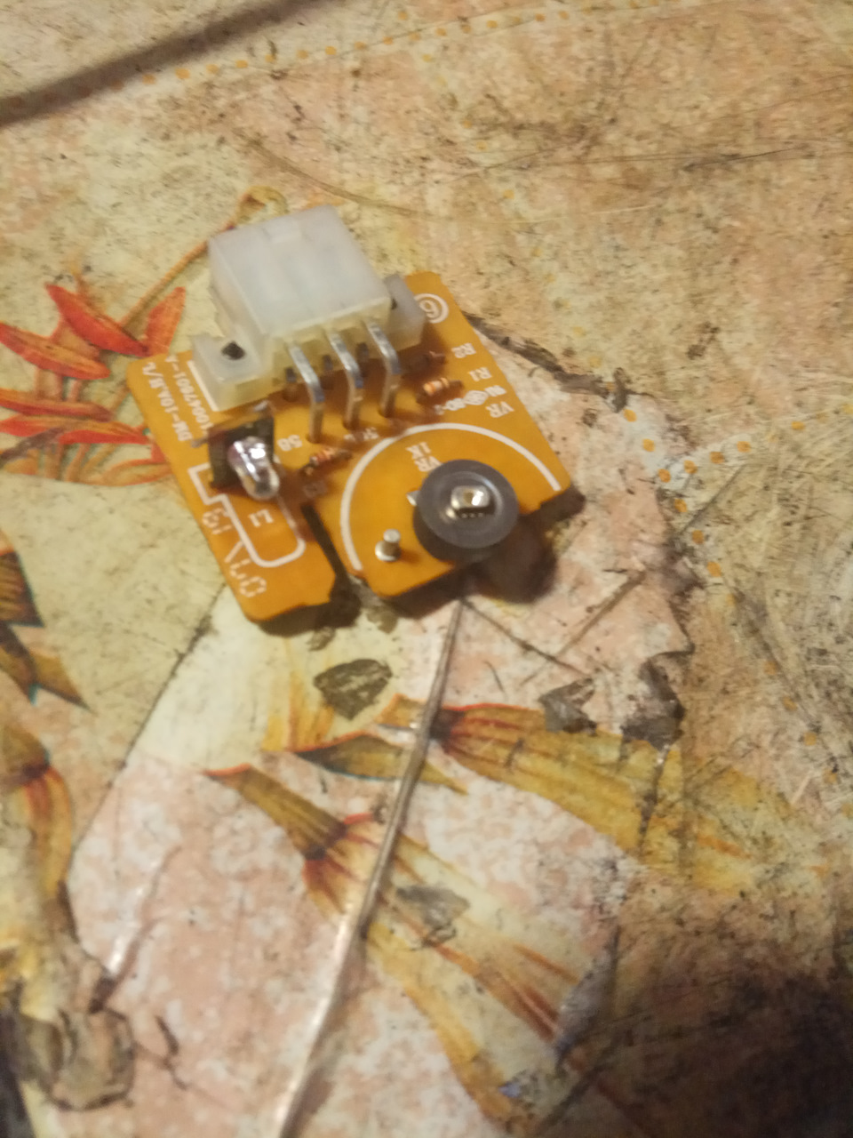 замена лампочки корректора фар — Daewoo Lanos, 1,5 л, 2007 года ...