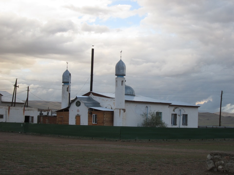 Погода жана аул. Жана аул Республика Алтай. Жана-аул Кош-Агачского района. Село Кош-Агач мечеть. Жанна аул горный Алтай.