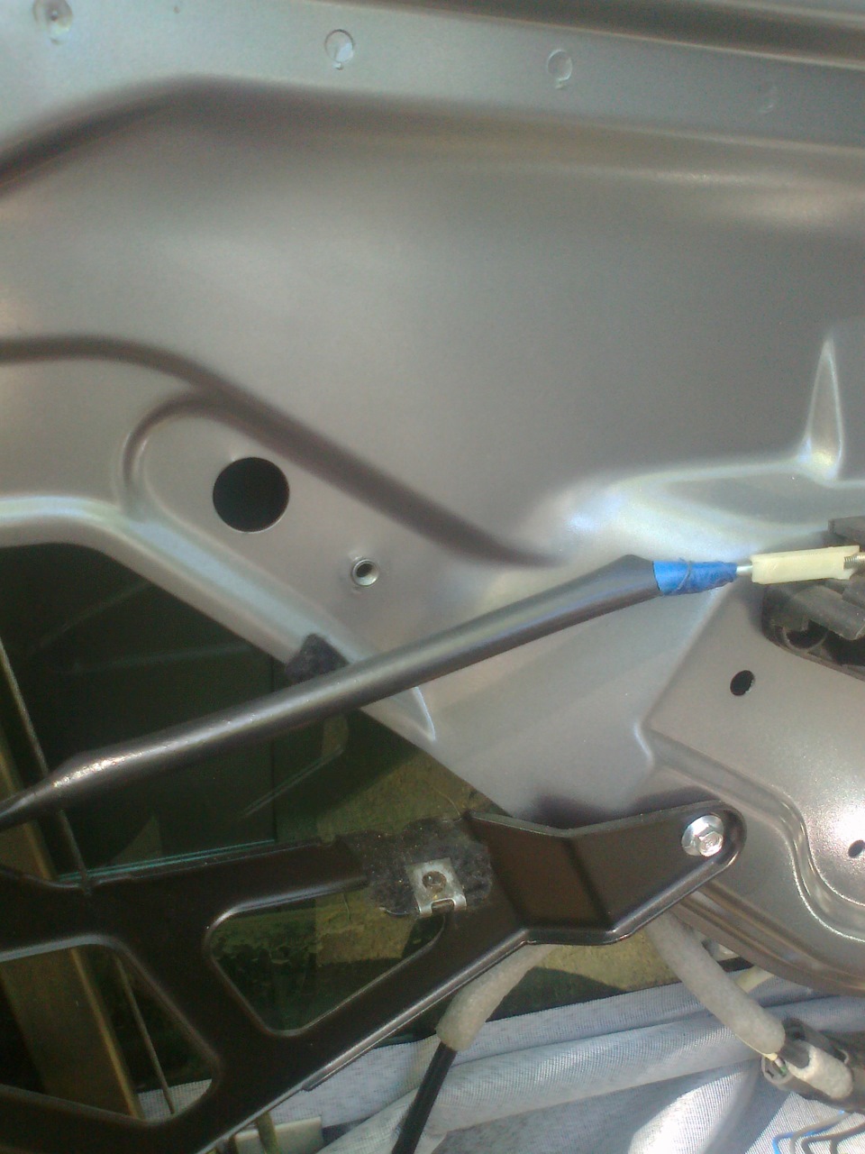 Надоел мелкий дребезг в дверях — Lada Калина седан, 1,6 л, 2010 года ...