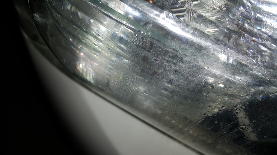 запотевание фары — нормально или брак? — Toyota Highlander (XU40), 3,5 ...