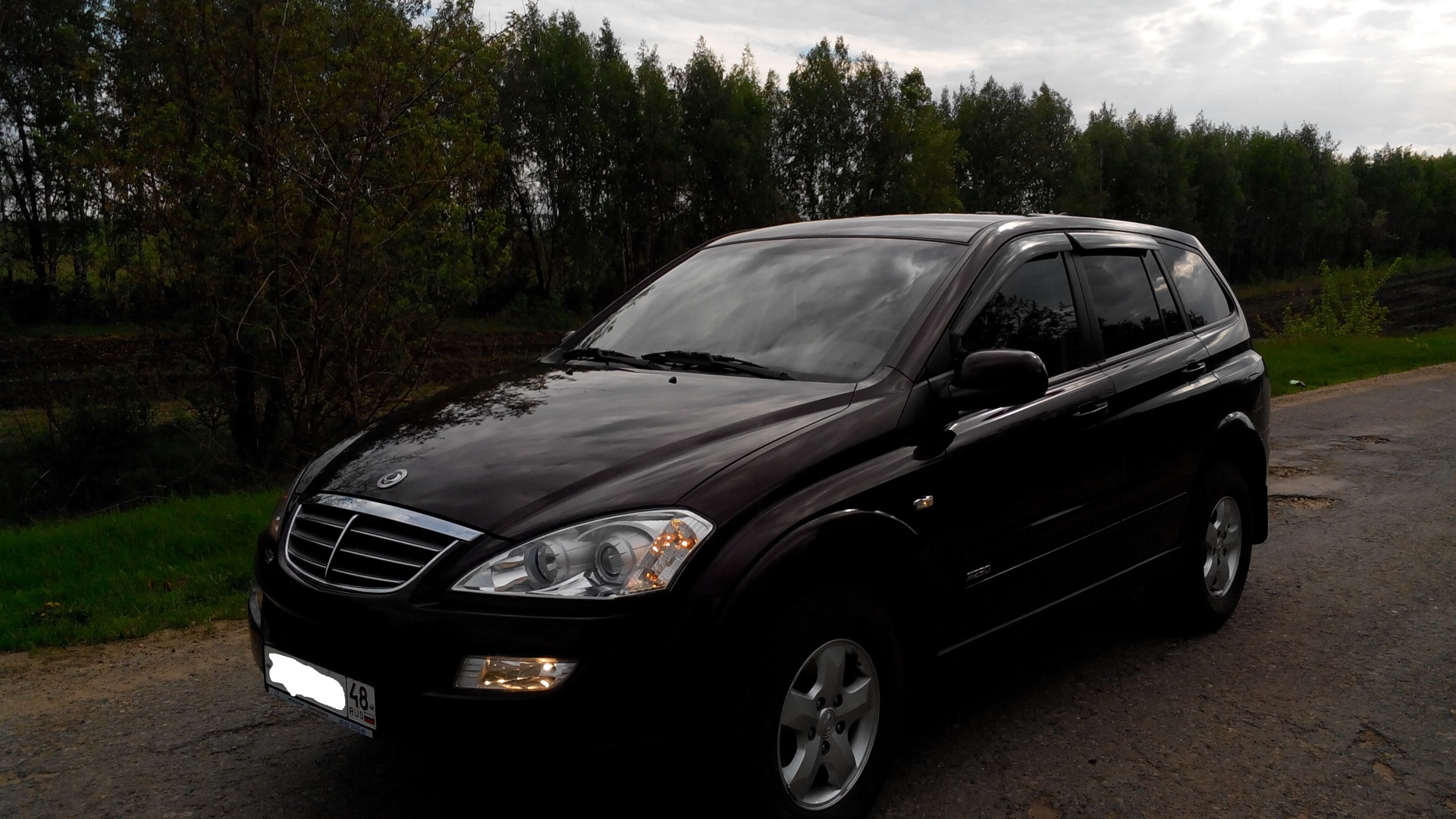 Саньенг кайрон нижнем новгороде. SSANGYONG Kyron i Рестайлинг. Кайрон молодое вино. Саньенг Кайрон молодое вино. SSANGYONG Kyron цвет молодое вино.