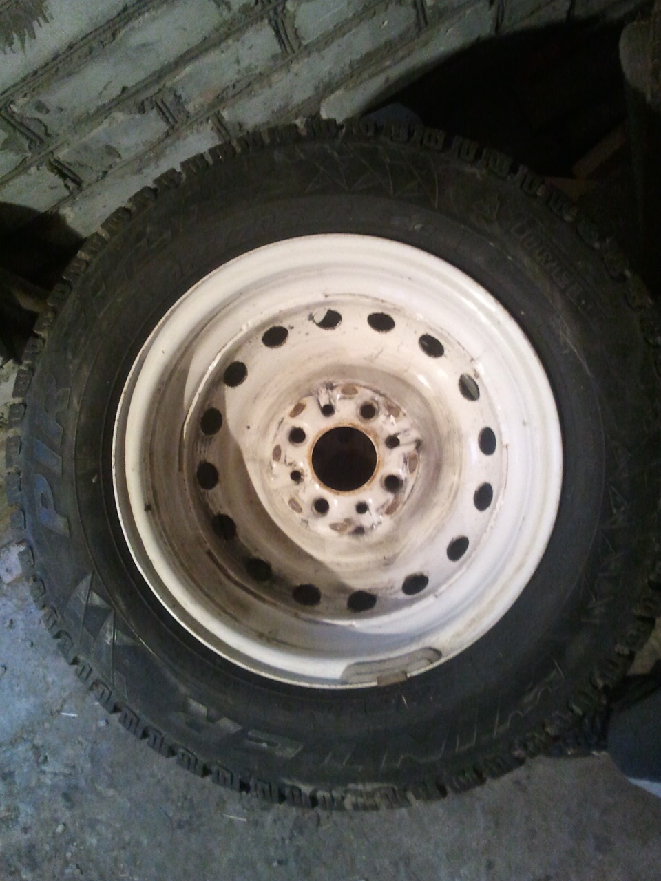 зимние колеса Pirelli Winter Carving 175/70 R13 — Lada 2114, 1,6 л ...