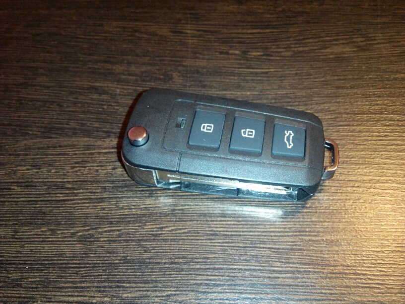 Выкидной ключ — KIA Cerato (2G), 2 л, 2010 года | аксессуары | DRIVE2