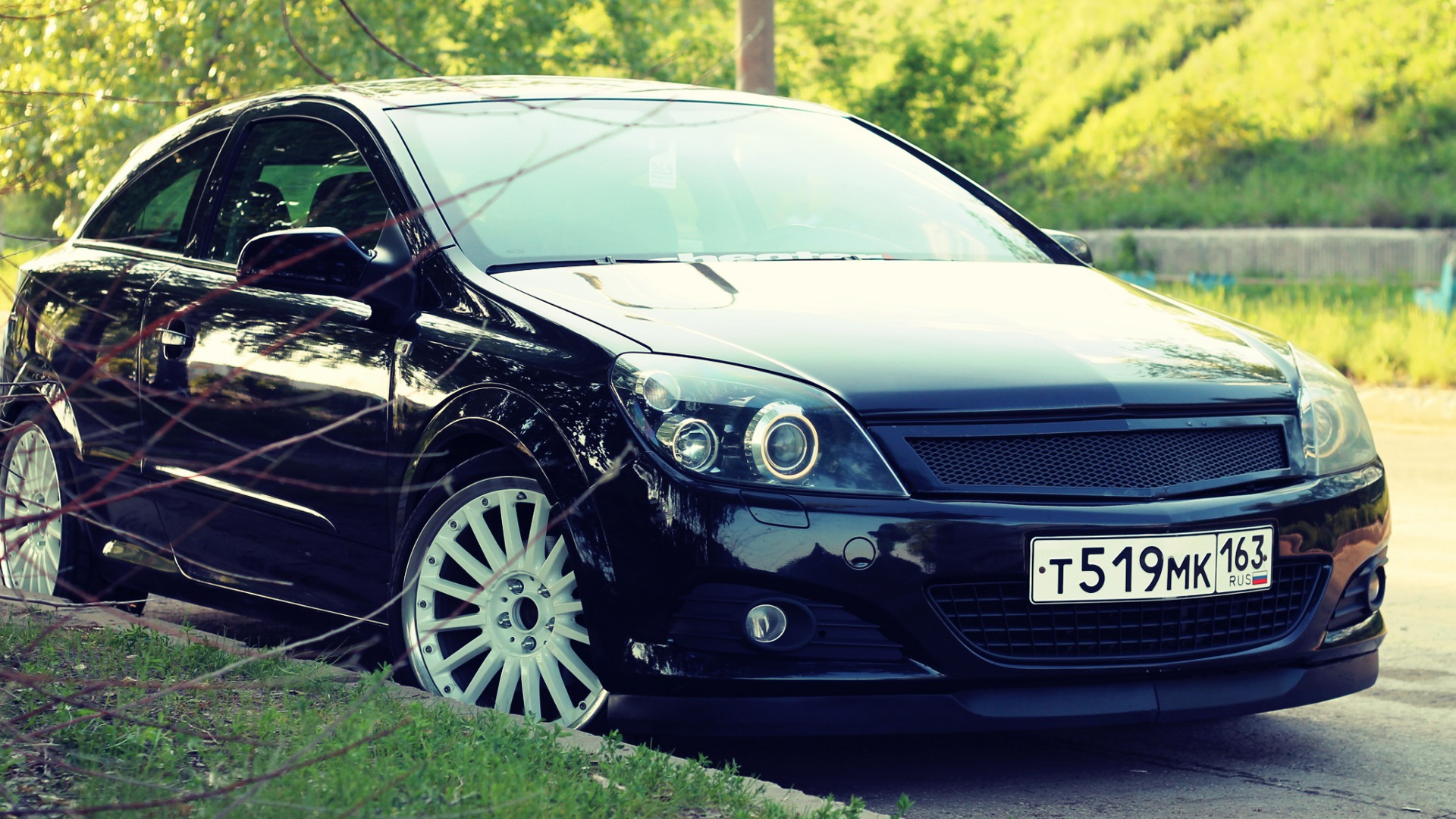 Opel Astra H GTC 1.8 бензиновый 2008 | The Black Gentleman на DRIVE2