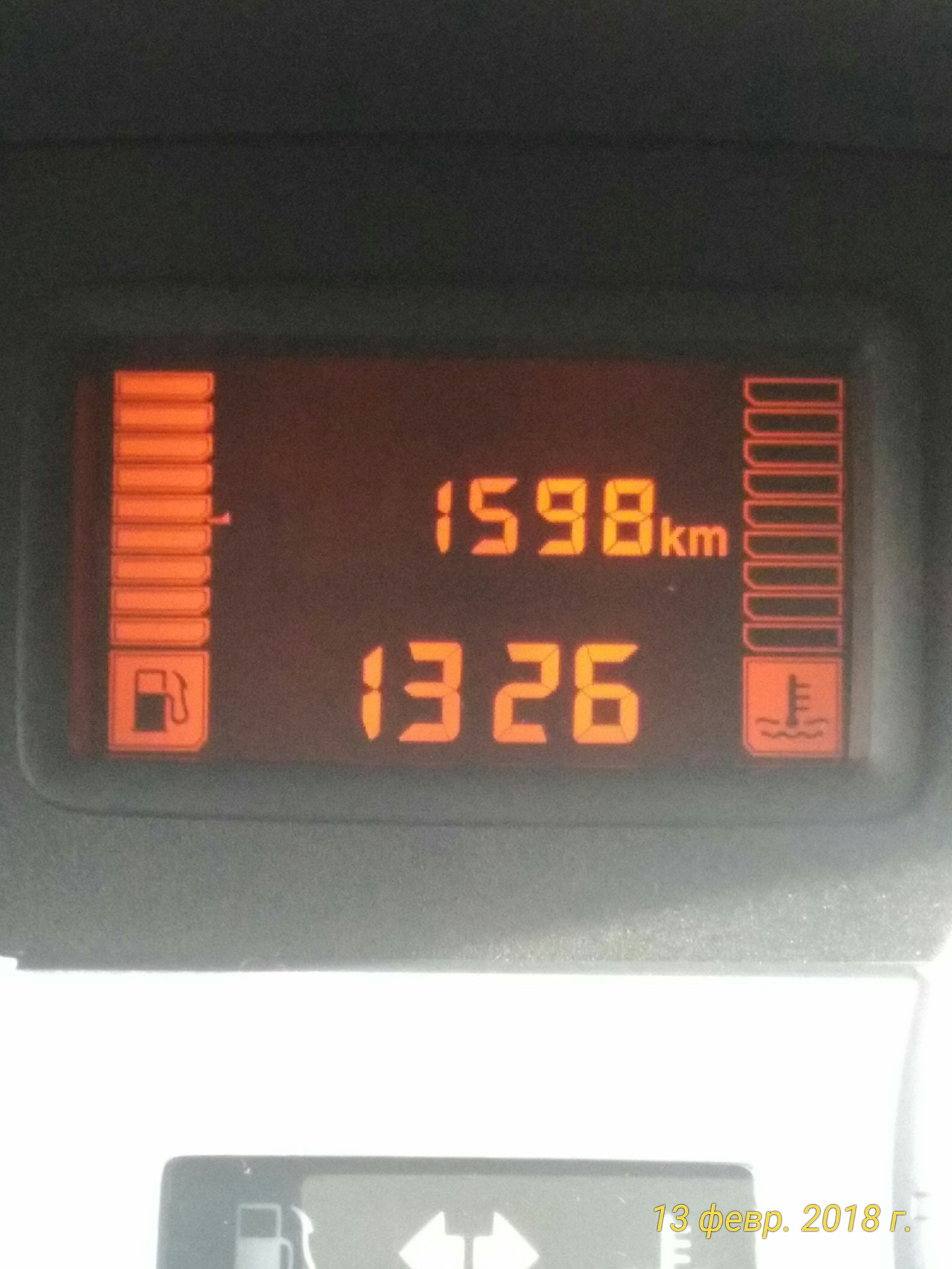 Ладаларгуч бензоба. Лайфхак ларгус. 6. Шкала уровня топлива рено логан 2. Ларгус бак литров бензина.