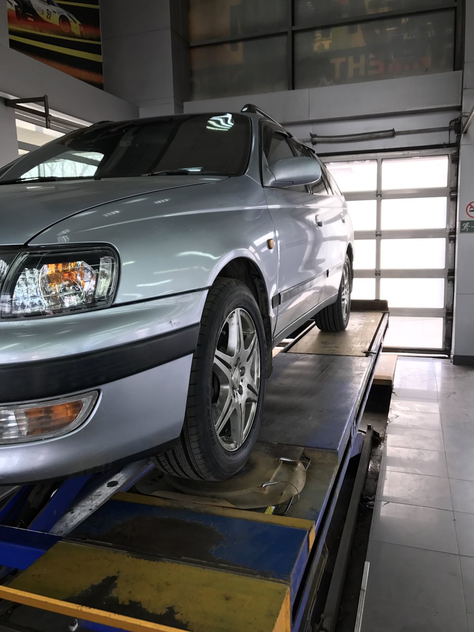 Фото в бортжурнале Toyota Caldina (190)