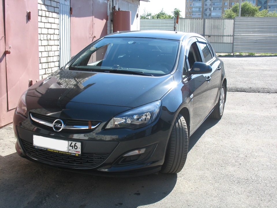 Opel astra j 1.6 115 л с