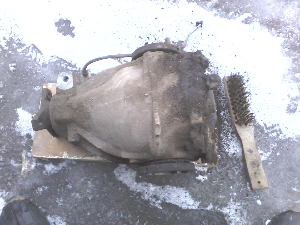 Замена приводных сальников редуктора — Mercedes-Benz C-class (W202), 2 ...