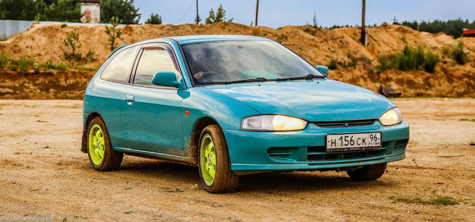 Митсубиси мираж 5. Mitsubishi Mirage IV. Mitsubishi Mirage 5. Митсубиси Мираж 91. Mitsubishi Mirage 1998 хэтчбек.