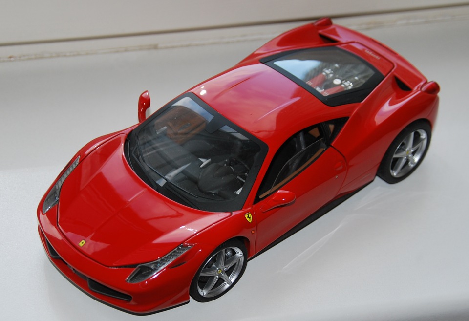 Ferrari 1 18