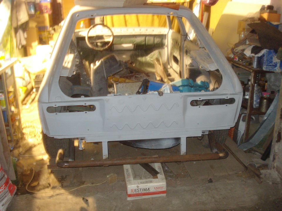 убиваем время, пока занят рихтовщик. — Москвич Святогор, 1,5 л, 1999 ...